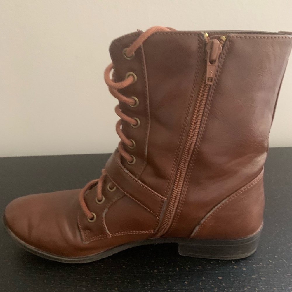 Brown Lace-Up Boots - Picture 6 of 10